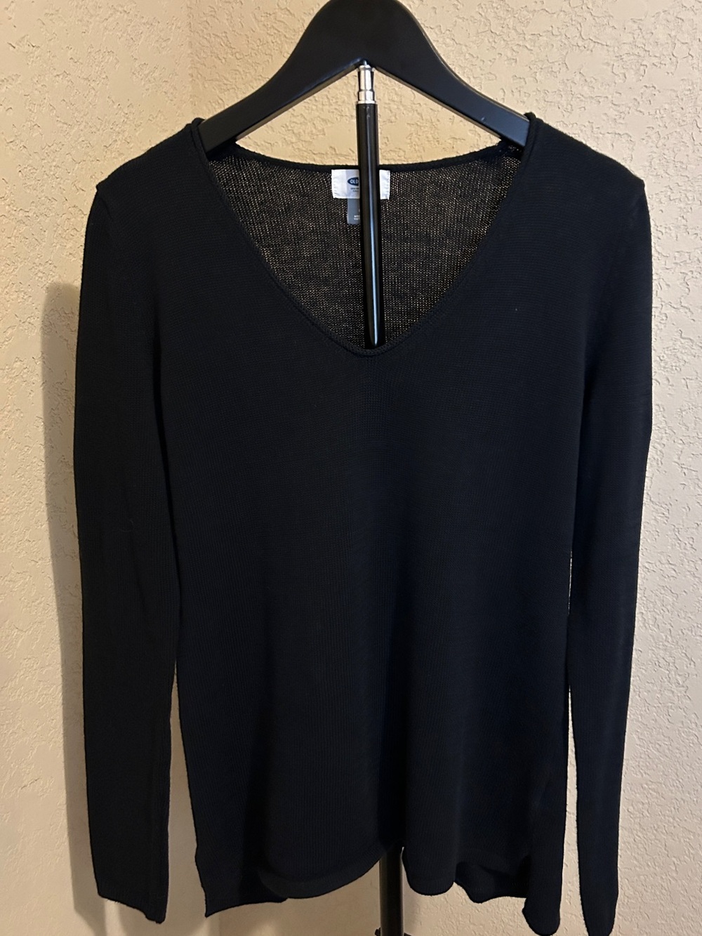 Women’s Old Navy Classic Black V-Neck Sweater